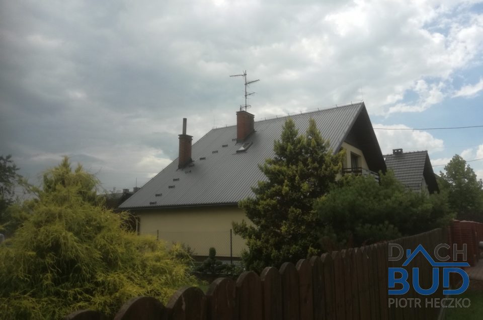 Dom przykryty blachą trapezową Ruukki w Czechowicach-Dziedzicach
